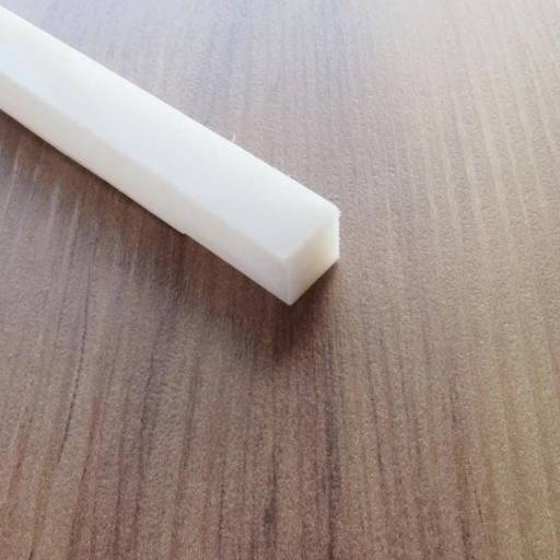 Batente de PP, para máquina guilhotina manual tipo facão, da marca krause