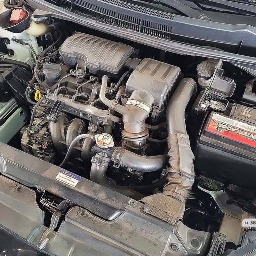 HYUNDAI HB 20 1.0 12V 4P FLEX COMFORT- 2015 em Botucatu, SP por AJ Veículos