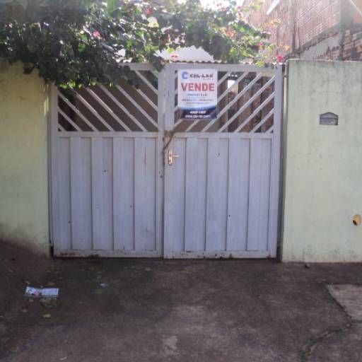 Comprar o produto de Casa Vila Garcia em Venda - Casas pela empresa Cel-Lar em Bauru, SP por Solutudo