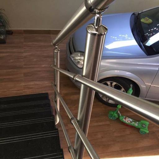 Corrimão de escada inox escovado por Serralheria Spaço Corrimão