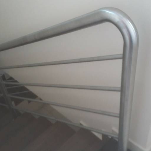 Corrimão de escada inox escovado por Serralheria Spaço Corrimão