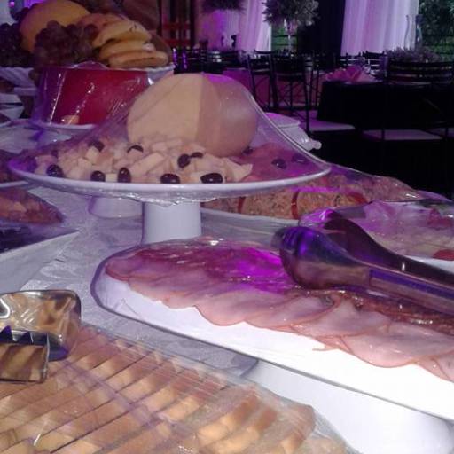 Alguns dos nossos trabalhos - Mesa de Frios 1 por Patricia Guimarães Buffet