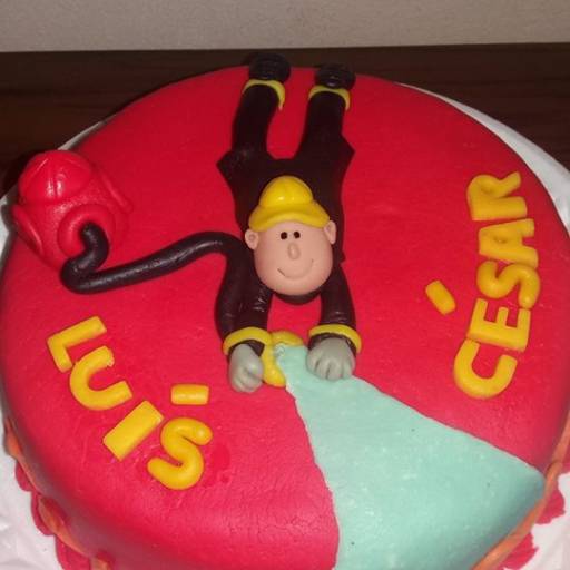 Bolos Personalizados por Doce Afeto