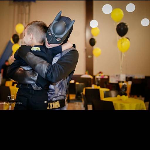 PERSONAGEM VIVO BATMAN por CB Espaço Kids
