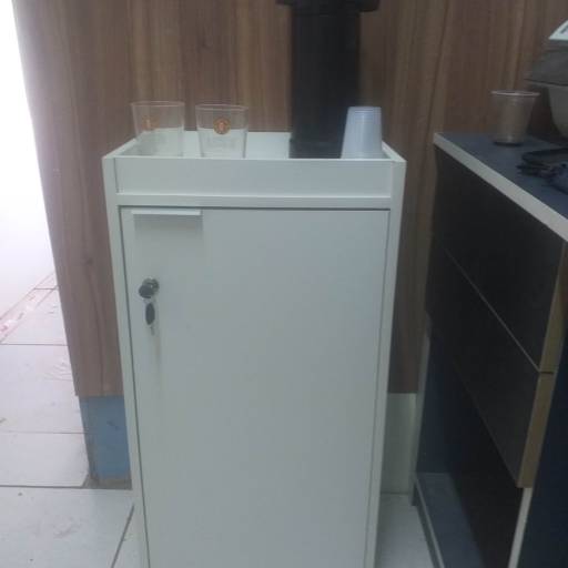 Armário com chave Pequeno Larissa Nichos em Bauru, SP por Móveis Fábrica de Sonhos Bauru