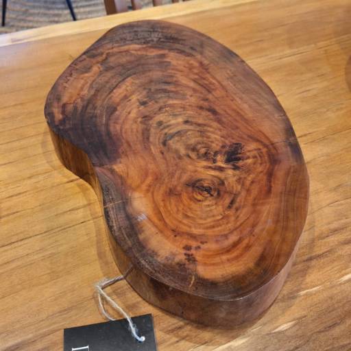 Petisqueira resinada