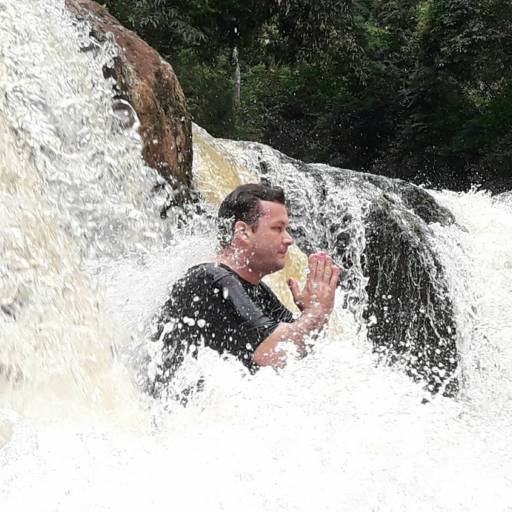 Full Day nas Cachoeiras Secretas de Foz - 10 cachoeiras (Turistas)   por Iguassu Secret Falls