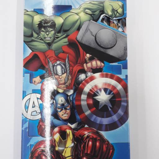 Comprar o produto de Caixa de lapis de cor 12 cores Avengers em A Classificar pela empresa Bazar Baladi em Itatiba, SP por Solutudo