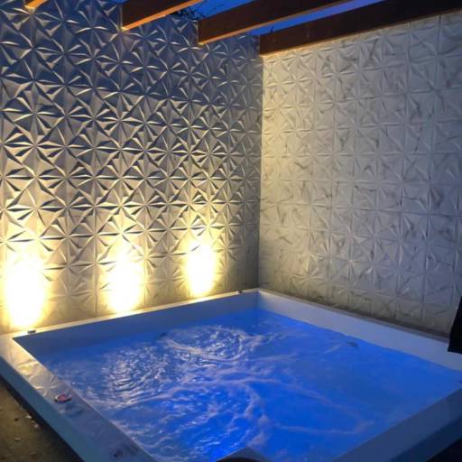 Spa Aracucaria 07 pessoas em Curitiba, PR por Amazon SPA - Loja Batel