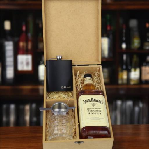 Kit Barzinho Com Whiskey