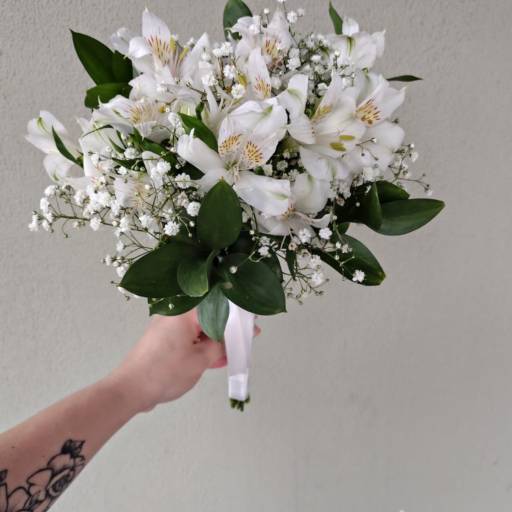 Véu de Noiva Branco- Buquê de Noiva em Foz do Iguaçu, PR por Floricultura As Flores da Carol - Vila A