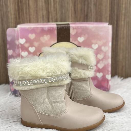 Bota Sonho de Criança  em Uberlândia, MG por Lojas Dom Flavittos