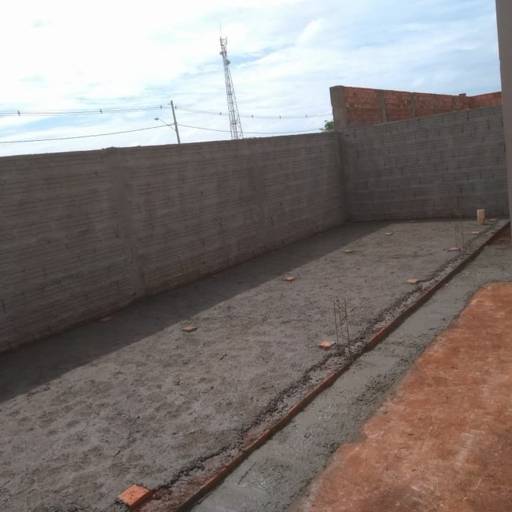Muro e cobertura em Bauru por JW. Batista Construções e Azulejista
