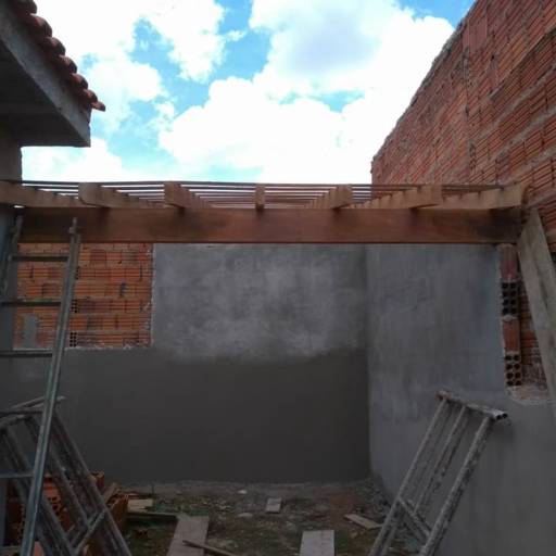 Muro e cobertura em Bauru por JW. Batista Construções e Azulejista