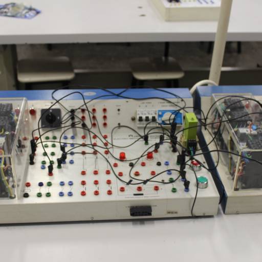 INSTALAÇÕES ELÉTRICAS