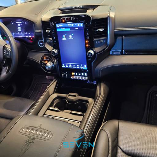 RAM 1500 5.7 V8 LIMITED CABINE DUPLA 4X4 AUTOMÁTICO- 2023 em Botucatu, SP por Seven Motors Concessionária