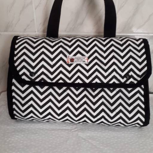 Maleta para maquiagem com Necessarie por Artes da Faby Atelie