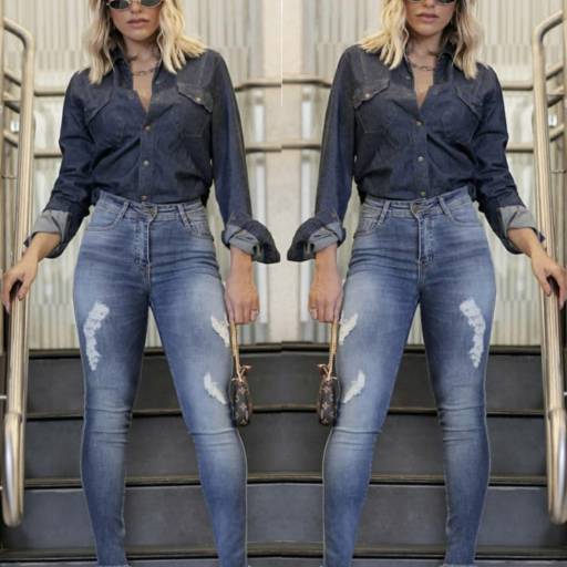 Camisa Jeans (Semelhante a Essa Disponível no Tamanho: 48/50 - A nossa só é Fechada c/ manga 3/4). em Bauru, SP por Blessing Store 