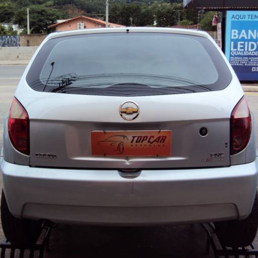 CELTA LIFE 1.0 - 2007 - PRATA - 2 PORTAS por Top Car Veículos