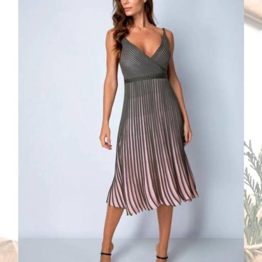 Vestido Enna por Spettacolo Calçados 