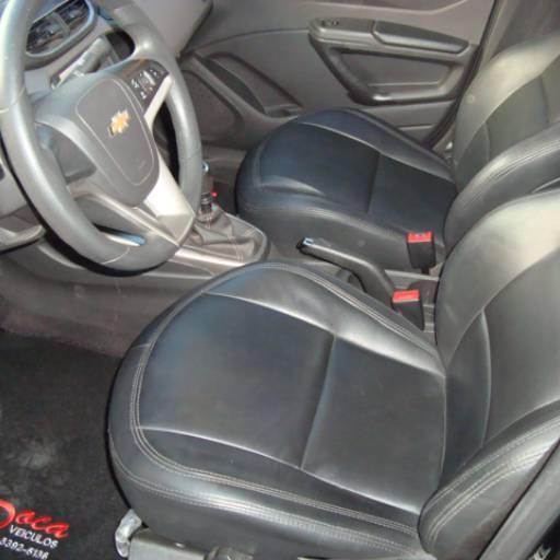 PRISMA 1.4 LT por Doca Veículos