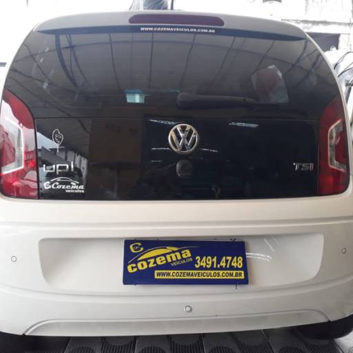 VOLKSWAGEN UP TSI 1.0 TURBO 2016 BRAN por Cozema Veículos