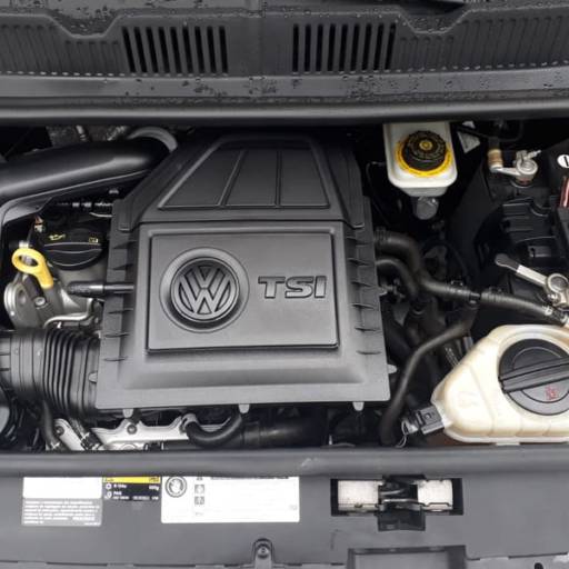 VOLKSWAGEN UP TSI 1.0 TURBO 2016 BRAN por Cozema Veículos