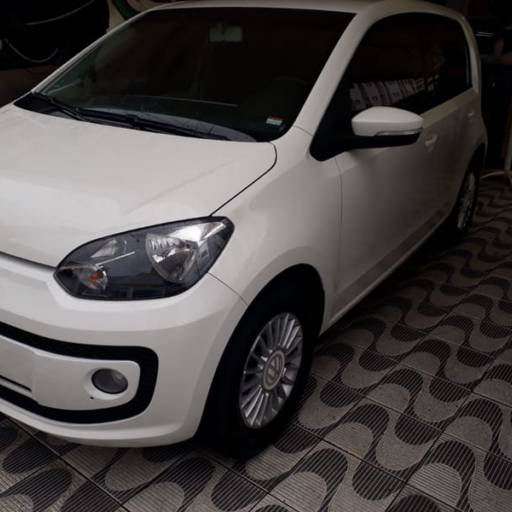 VOLKSWAGEN UP TSI 1.0 TURBO 2016 BRAN por Cozema Veículos
