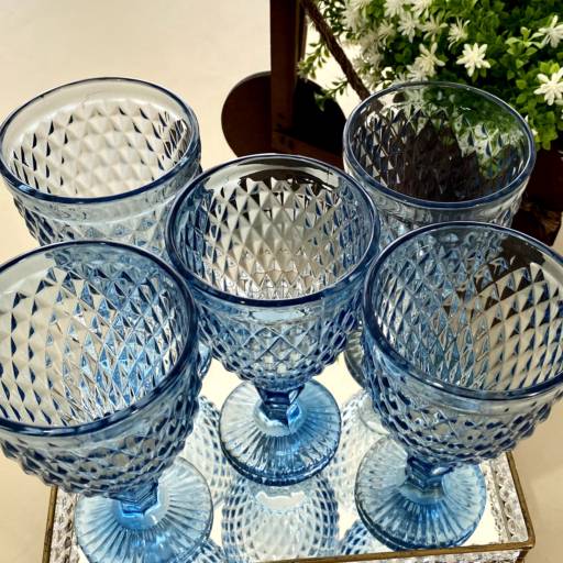 TAÇA LYOR BICO ABACAXI COLORIDA em Bauru, SP por Elegance Festas