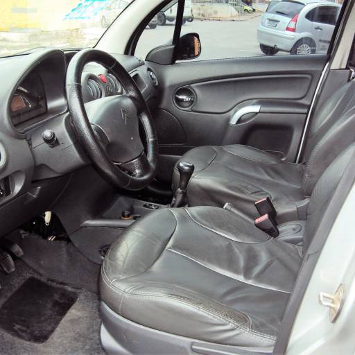 CITROEN C3 GLX 1.4 - 2006 - PRATA - COMPLETO por Top Car Veículos