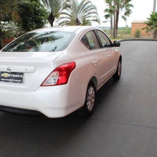 NISSAN -  VERSA  -  1.6 16vstart SV 