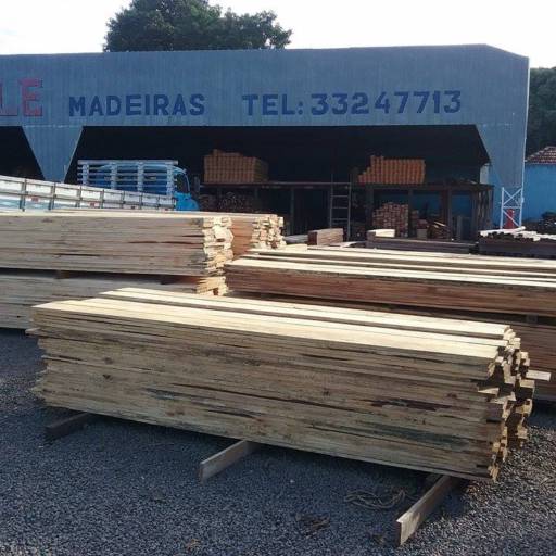 Chalé Madeiras por Chalé Madeiras