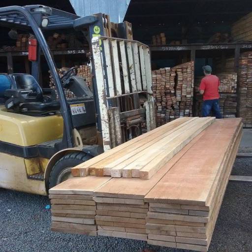 Chalé Madeiras por Chalé Madeiras