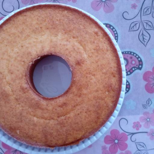 Bolo caseiro de Aipim (mandioca) um bolo especial para seu café molhadinho e com sabor surpreendente. 