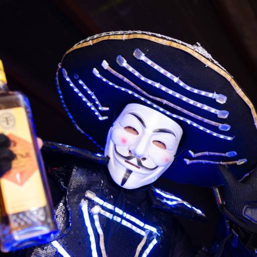 Robozão de Led Para Eventos  em Belo Horizonte, MG por Tutitu Animações