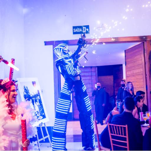 Robozão de Led Para Eventos  em Belo Horizonte, MG por Tutitu Animações