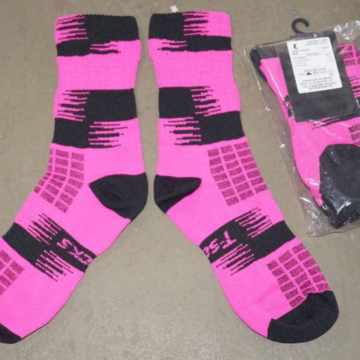 MEIA CANO MEDIO 38 A 43 PINK ESCURO E PRETO T-SOCKS em Bauru, SP por Two Force Bike Shop