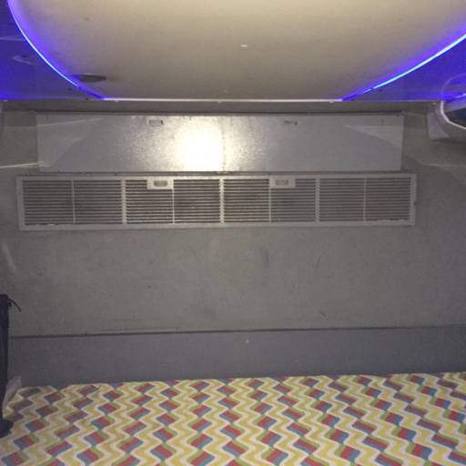 VISTA DA PARTE INFERIOR CAMA