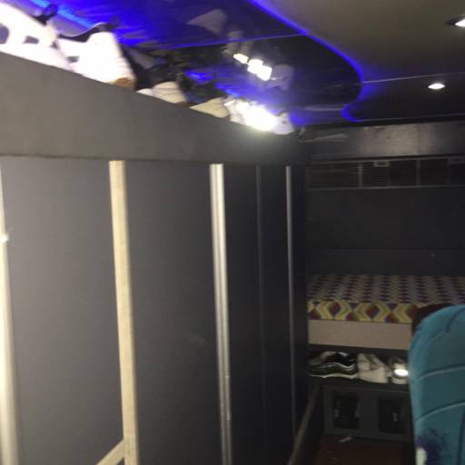 VISTA DA PARTE INFERIOR ARMÁRIOS 