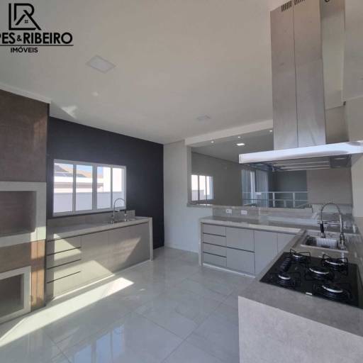 Casa em condomínio fechado - venda em Botucatu, SP por Lopes & Ribeiro Imóveis 