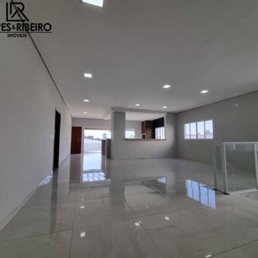 Casa em condomínio fechado - venda em Botucatu, SP por Lopes & Ribeiro Imóveis 