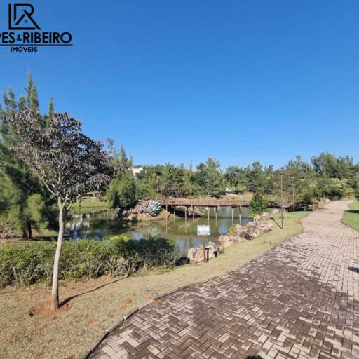 Casa em condomínio fechado - venda em Botucatu, SP por Lopes & Ribeiro Imóveis 