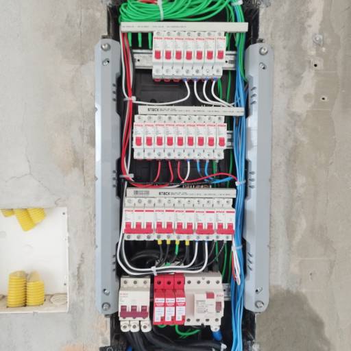 Instalações e manutenção elétrica em Salvador, BA