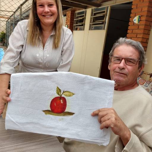 Pintura em pano por Residencial Geriátrico Bem Estar