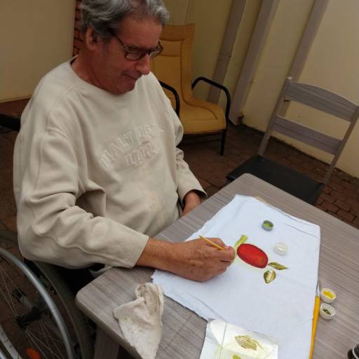 Pintura em pano por Residencial Geriátrico Bem Estar