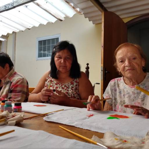 Pintura em pano por Residencial Geriátrico Bem Estar