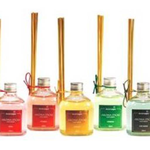 AROMA STICK E AGUA PERFUMADA AROMAGIA  por Farmagris