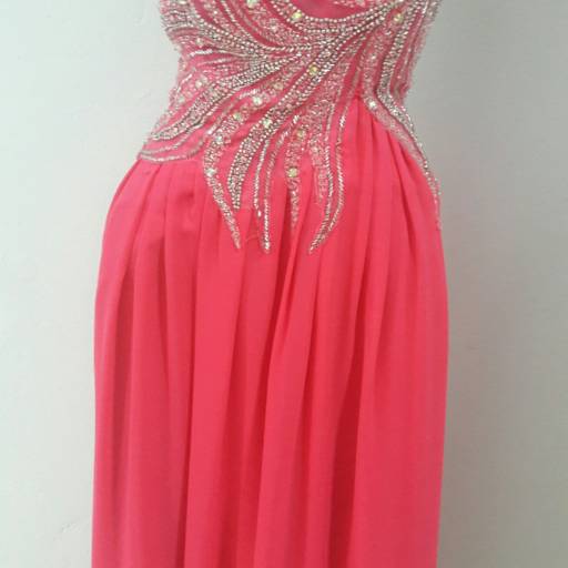 Pink ombro  só  corpo bordando  saia musseline  por Rose Jordan Noivas & Festas  