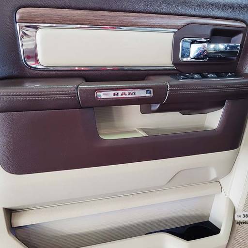 RAM 2500 6.7 24V SLT CD TURBO LARAMIE AUT- 2018 em Botucatu, SP por AJ Veículos