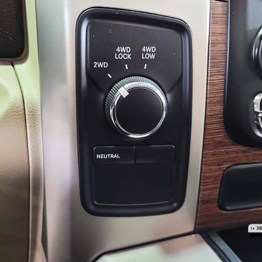 RAM 2500 6.7 24V SLT CD TURBO LARAMIE AUT- 2018 em Botucatu, SP por AJ Veículos